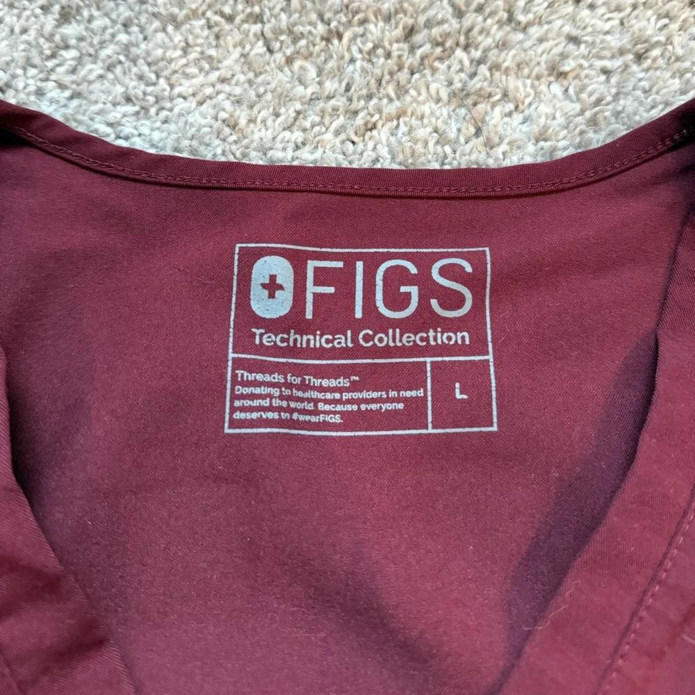FIGS Scrub Set - Burgundy - Picture 3 of 5